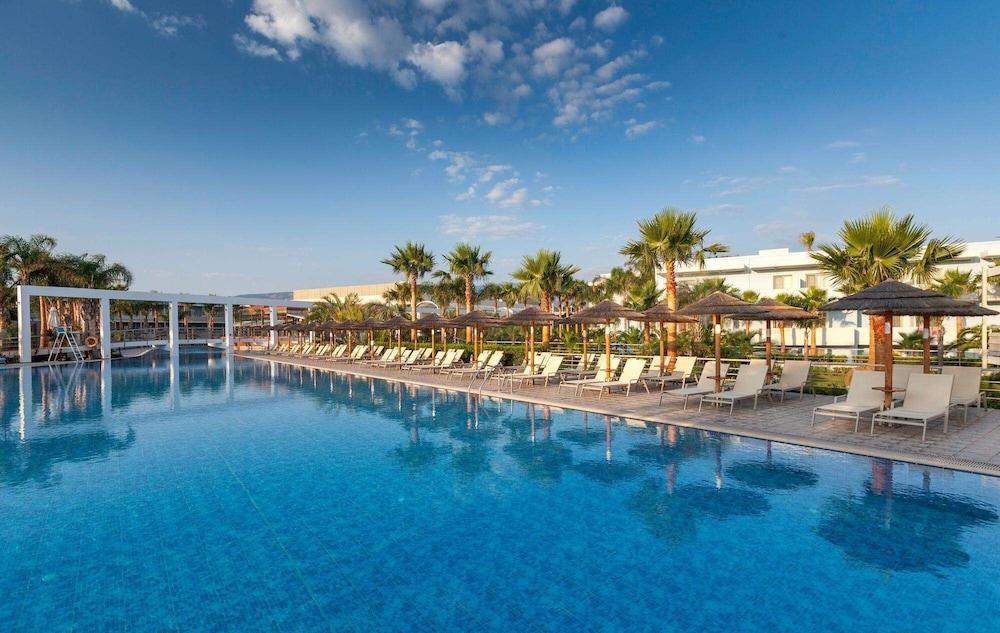 Blue Lagoon Resort Lambi  Zewnętrze zdjęcie
